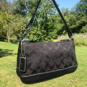Coach Demi Hampton baguette bag